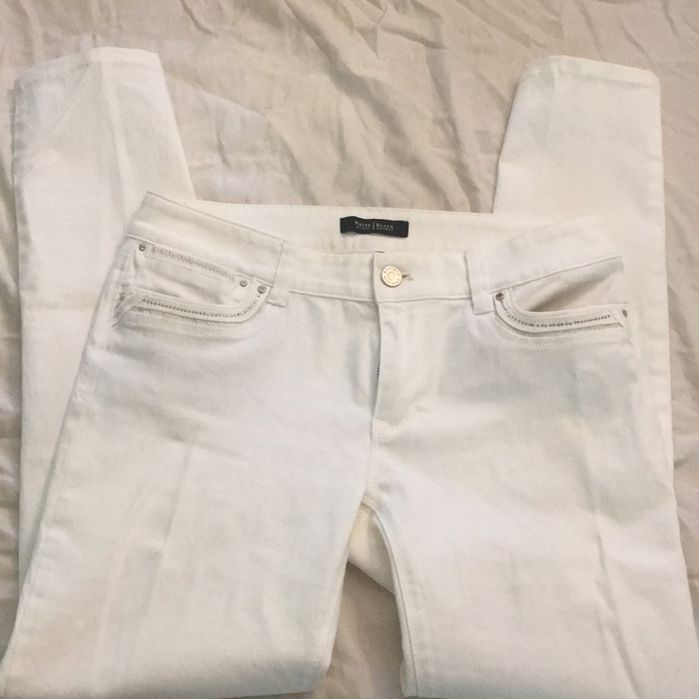 White House Black Market Skinny White w embellish